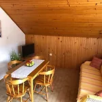 Ruza شقة Ražanj